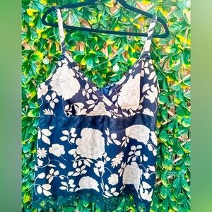 ▪️ 4/$25-‎ Addition Elle Floral Lace Trim Tank